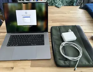Apple MacBook Pro 16 Zoll (1TB SSD, M1 Max, 3.2 GHz, 32GB) Laptop - Grau