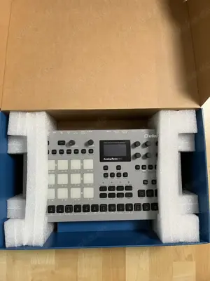 Elektron Analog Rytm MK II   Drum Machine   Top Zustand   OVP Bild 4