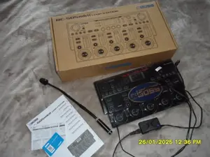 Boss RC-505 MK II Loop Station - Schwarz   inklusive passendem Hardcover