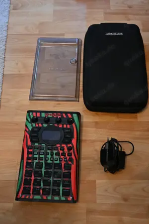 roland sp404 mk2 - Sehr guter Zustand - ATCQ Skin - mit Tasche und Decksaver Bild 10