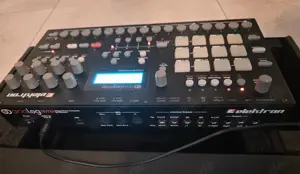 Elektron Analog Rytm MK1 Synthesizer Drum Computer Bild 5
