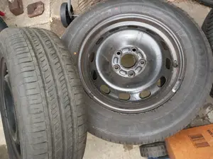 Reifen mit Felgen - image 3