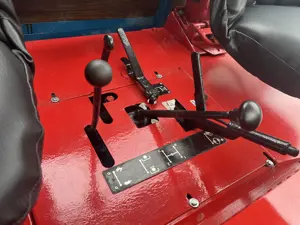 Bucher TR 1500 Allrad Schlepper, wie neu, zu verkaufen Bild 5