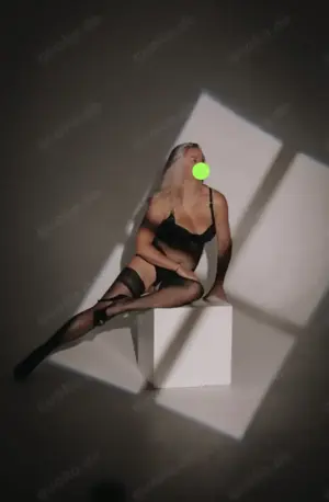 Neu neu neu die hübsche Marta erotische Massagen in Porz Bild 6