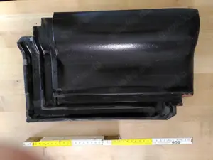 Dachziegel schwarz glasiert