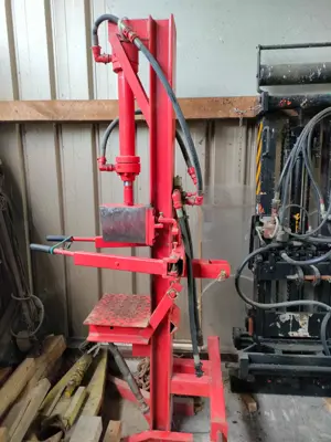             Hydraulischer  Holzspalter zu Verkaufen