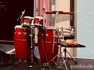 Percussionist mit Bühne Erfahrung sucht Band oder Mitmusiker 