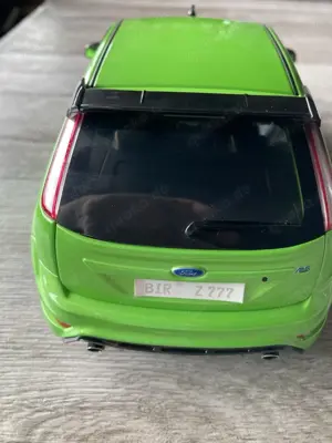 Ford Focus RS MK2 1:18 Minichamps Bild 3