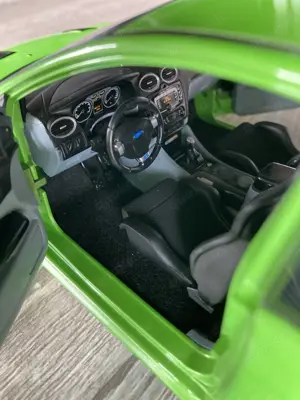 Ford Focus RS MK2 1:18 Minichamps Bild 6
