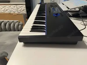 Native Instruments Kontrol S61 MK3 Premium Midi Controller Keyboard Bild 5
