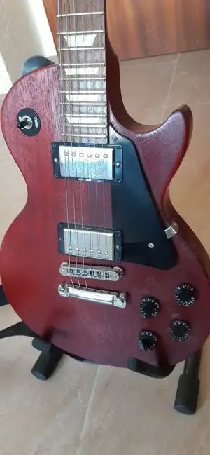 Gitarre, Verstärker und Mischpult Bild 9 Gitarre, Verstärker und Mischpult Bild 9