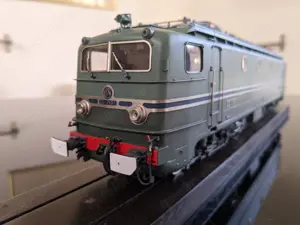 Sehr seltene Lemaco Prestige O 0-034 SNCF CC 7107 Weltrekord E-Lok Bild 3