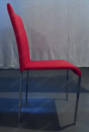 4 Stühle (2 x rot, 2 x schwarz) Bild 3