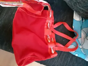 top zustand die rote handtasch