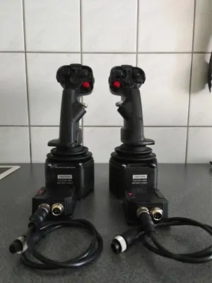 VKB Gunfighter MK.IV (4)  Space Combat Edition  Premium SCG Left & Right Bild 2