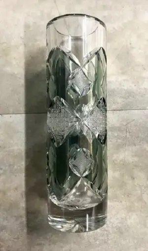 Zylindervase,  schweres massives Glas, grün-weißes Finish, 25 cm