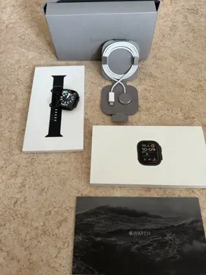 Apple Watch Ultra 2 49mm - Black mx4p3fd a Kaufdatum März 2025 Band original