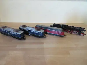 4x Loks Märklin H0 digital