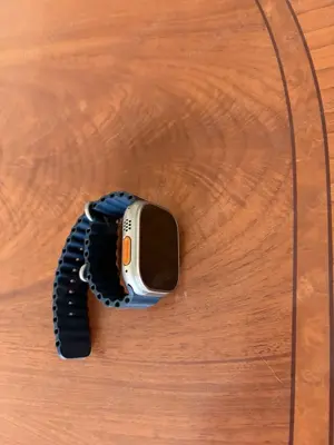 Apple Watch Ultra 2   49mm   Titanium   Navi Ocean Band Bild 2