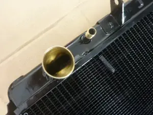 Wasserkühler Mercedes MB-Trac 9  NeuNetzKühler nur i.AT! Bild 2