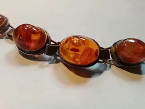 Bernsteinschmuck  Bild 4