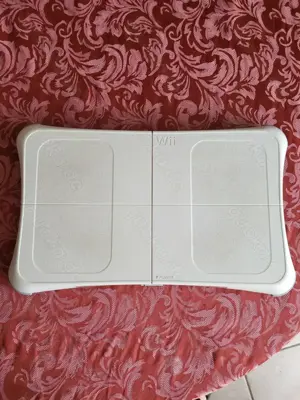 WII Wii Balance Board und WII FIT