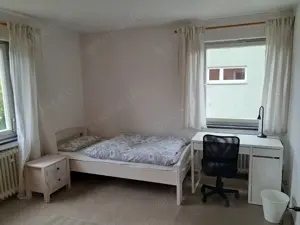 Möbliertes Zimmer in WG, ab 1.9.2025, mit großem Garten