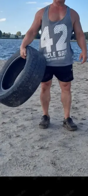 Wellness oder erotische Massage von Fitness Trainer 