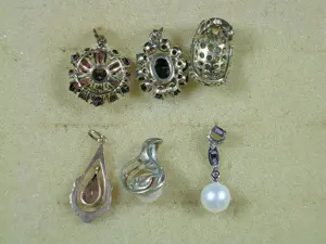Anhänger 333 585 Gold ab 130,- Euro (auch mit Kette) Bild 3