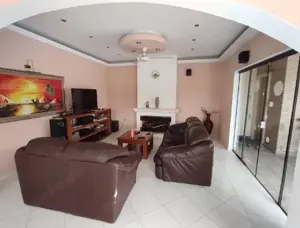 Haus mit Pool in Gran-Asuncion   Paraguay Bild 3