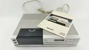 Philips CD 303 CD-Player - NEW and UNUSED