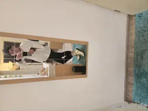 Trans nylon sissy Andrea sucht kleine oder extrem kleine schwänze 