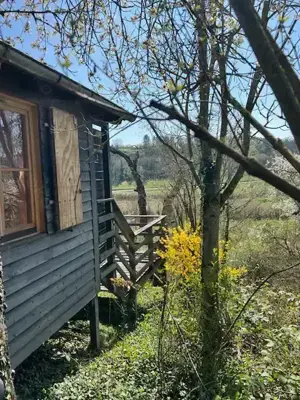 Liebhabergrundstück in Südhanglage   ehemaliger Weinberg mit Gartenhaus in Weissach Bild 3