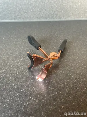Neue Wimpernzange mit schwarzem Griff, Roségold