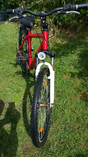 Jungend Mountainbike 26" mit Straßenausstattung, Gepäckträger, Scheibenbremse vorn, Licht vorn, 21 G Bild 3 Jungend Mountainbike 26" mit Straßenausstattung, Gepäckträger, Scheibenbremse vorn, Licht vorn, 21 G Bild 3