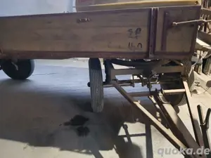 Anhänger mit Zwei Sitzgelegenheit