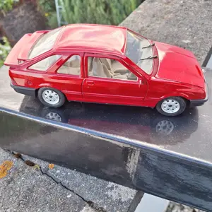 Oldies   Modellauto Ford Sierra XR4 1:20 und Ford Scorpio 1:25 in den OVP Bild 4