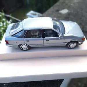 Oldies   Modellauto Ford Sierra XR4 1:20 und Ford Scorpio 1:25 in den OVP