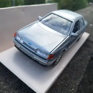 Oldies   Modellauto Ford Sierra XR4 1:20 und Ford Scorpio 1:25 in den OVP Bild 6
