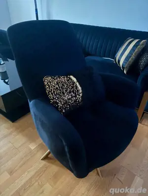 Dreiteiliges Couchset mit Schlaffunktion