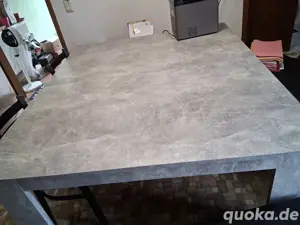 Esstisch & Sitzbänken