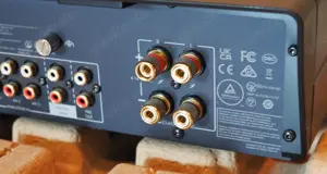 ARCAM A15 Vollverstärker Schwarz mit OVP Bild 7 ARCAM A15 Vollverstärker Schwarz mit OVP Bild 7