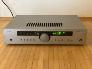 ARCAM DiVA A90 Verstärker
