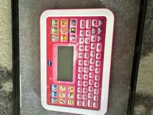 Vtech kinder taplet in rosa gebraucht. Mit Batterie 4 Stück.bei fragen bitte einfach melden LG Mallo