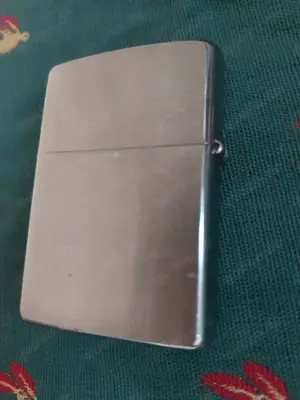 Feuerzeug Zippo silber gebürstet