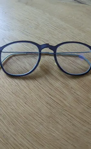 Blaue sehr gut erhaltene Damenbrille Lindberg