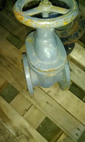 Wasserschieber Gussarmatur Straßenbau