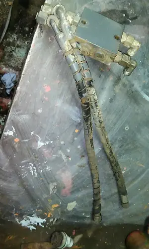 Liebherr Grabenräumlöffel Ventil System Modena 0FG01406D  Hydraulik