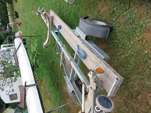 2 Kanus mit Trailer Aussenbordmotor