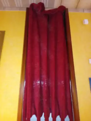 2 Schlaufenvorhänge verschiedene Breiten